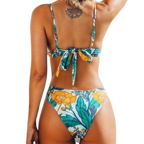 CUPSHE Sunday Morning Floral Bikini Bottom - Picture 2 of 3